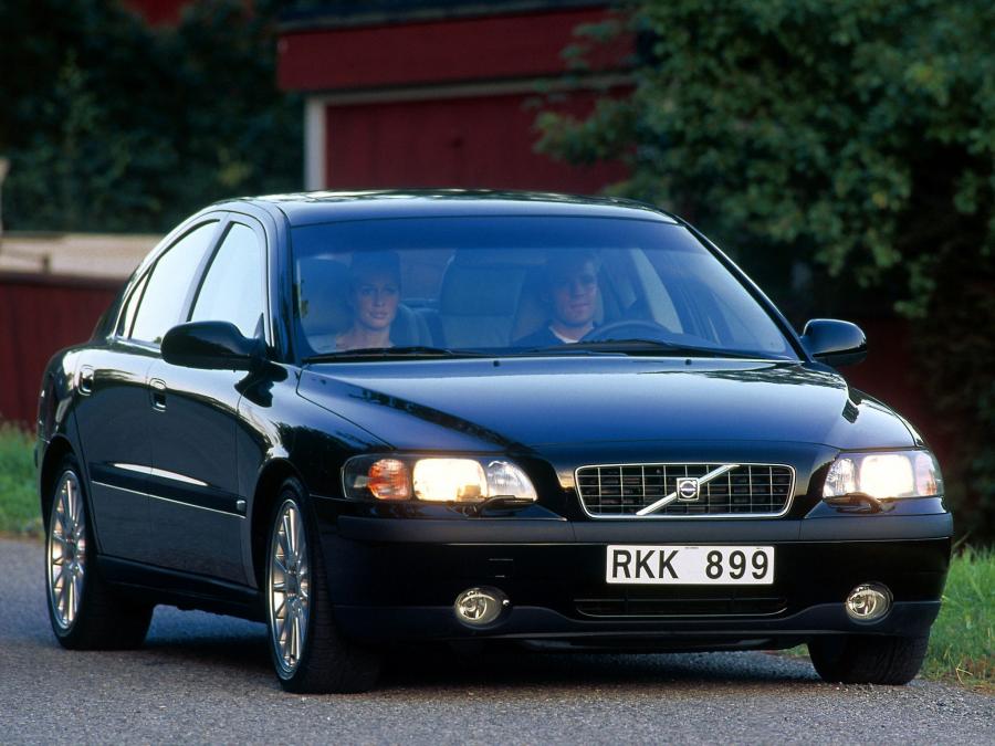  Volvo S60 2000 года  (фото 35 из 37)